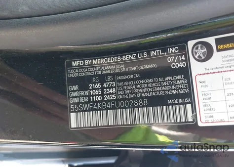 2015 Mercedes-Benz C 300 4Matic из США, поврежденный, VIN 55SWF4KB4FU002888